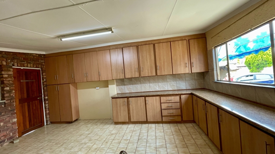 3 Bedroom Property for Sale in La Hoff North West